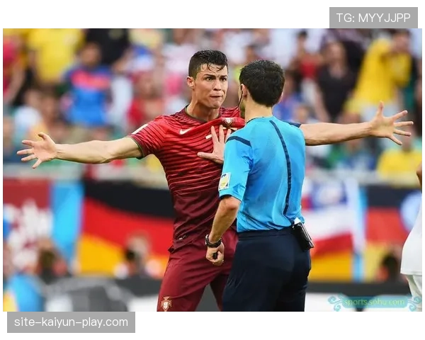 沙滩足球规则：无限换人制度与裁判判定要点