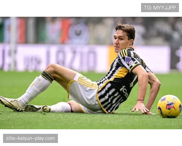 切尔西急速滑向中游危机：混乱重建与豪门定位的惨烈反差！