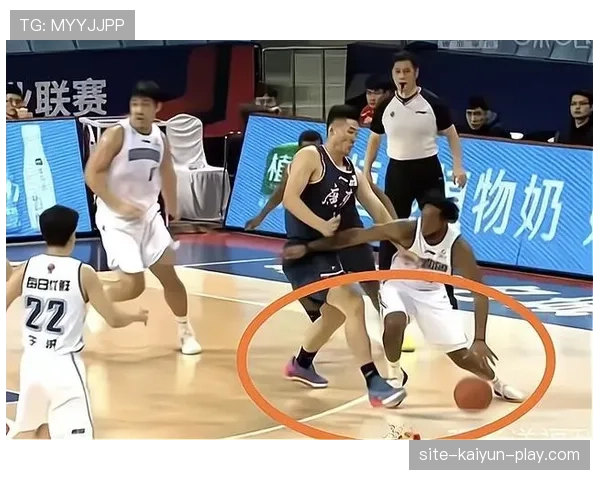 篮球比赛中，教练技术犯规怎么判定和处理？